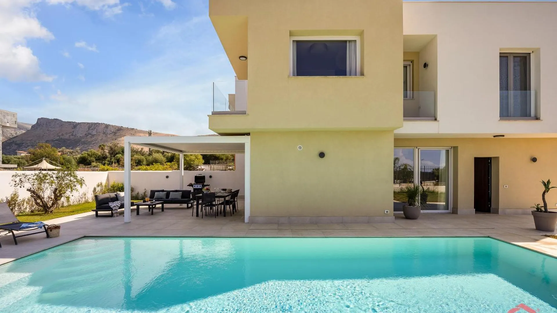 Brand New Villa With Private Heated Pool Terrasini Italy
